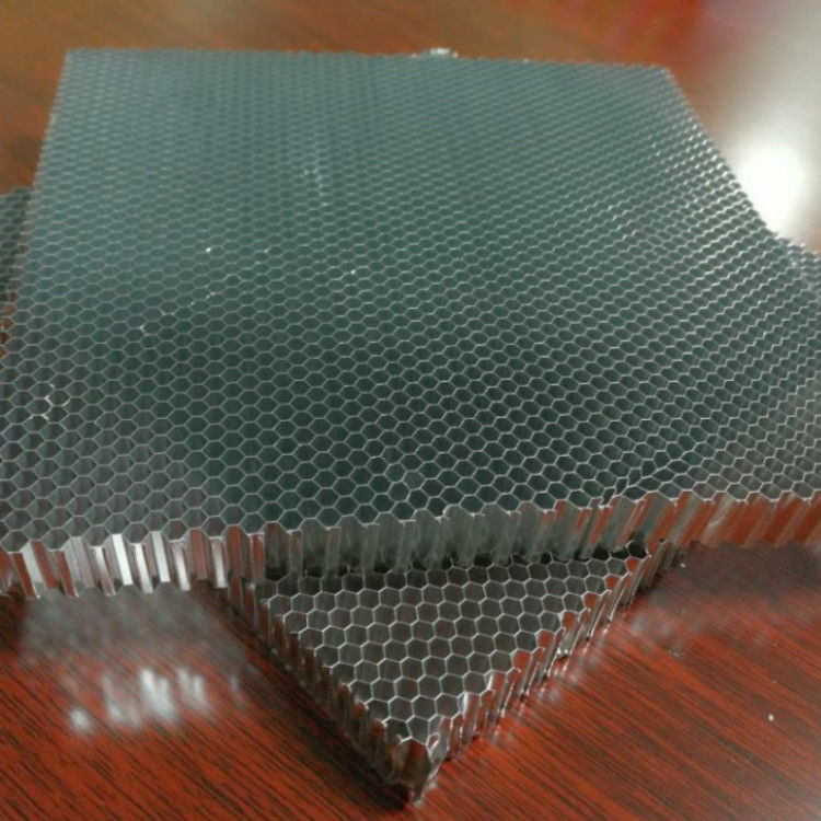 núcleo de favo de mel de alumínio da espessura de 0.08mm para o arquivamento da porta e de armário